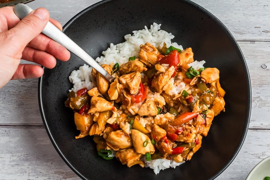 Easy Sweet Chili Chicken Bowls (Ready in 20 Minutes)